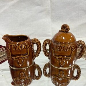 Texas Brown Ceramic Creamer and Sugar Set
A10